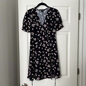 French Connection Black Floral Wrap Dress Size 0